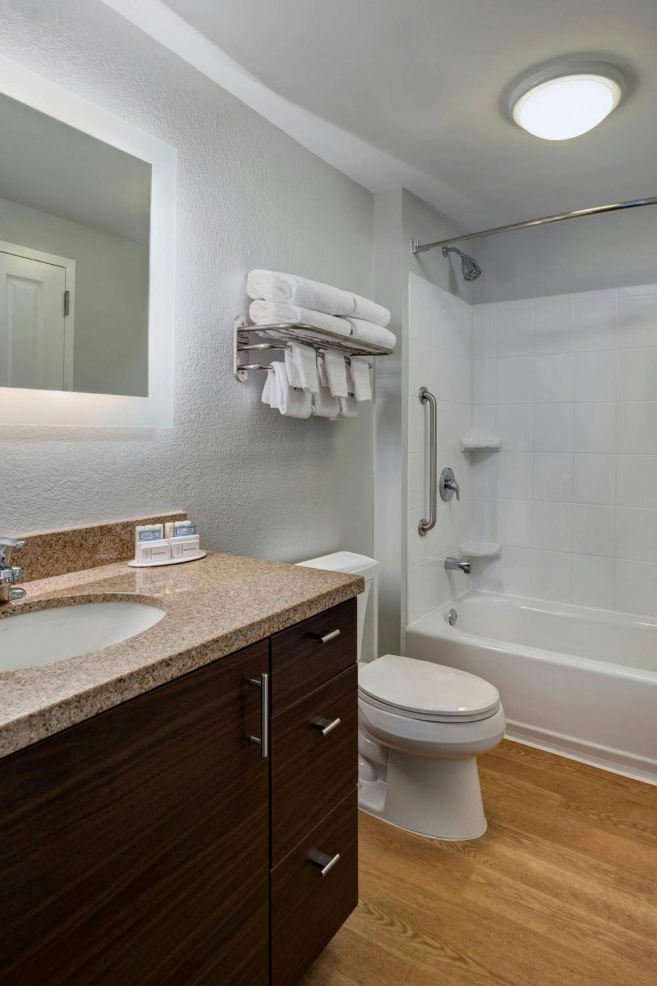 Towneplace Suites By Marriott Monroe Exterior photo